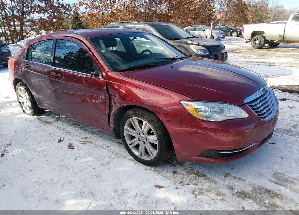 2013 CHRYSLER 200 TOURING VIN: 1C3CCBBB0DN577137