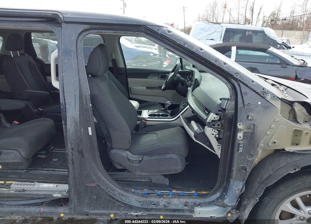 2022 KIA CARNIVAL MPV LX VIN: KNDNB4H39N6131969