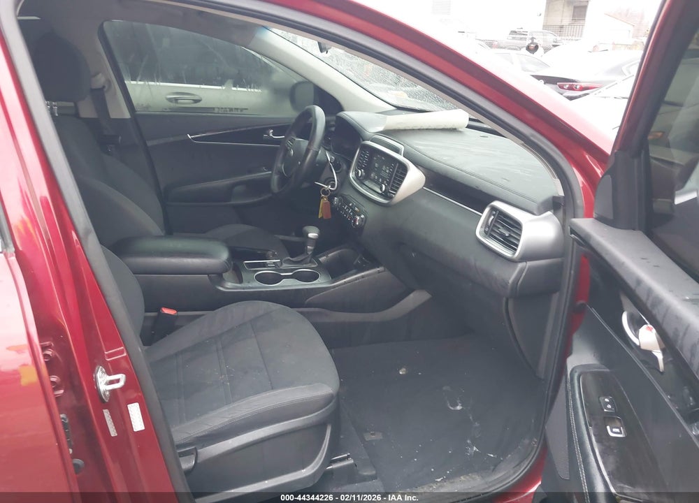 2020 KIA SORENTO 3.3L LX VIN: 5XYPG4A51LG613142