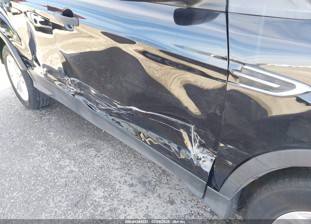 2019 FORD ESCAPE S VIN: 1FMCU0F7XKUA17580