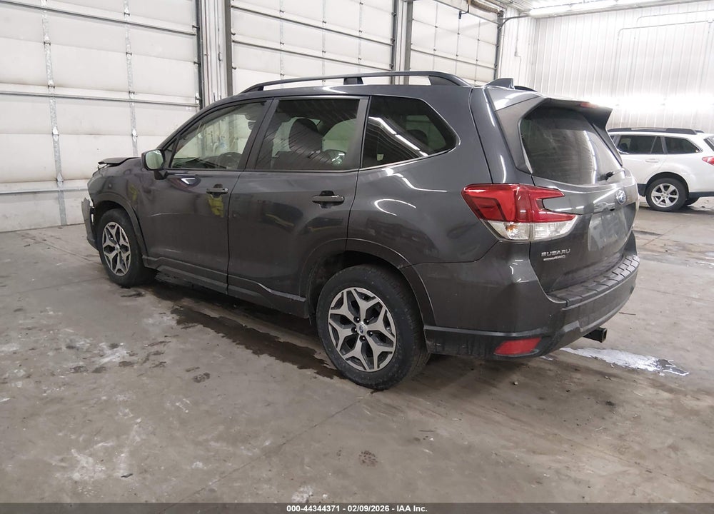 2020 SUBARU FORESTER PREMIUM VIN: JF2SKAJC2LH499800