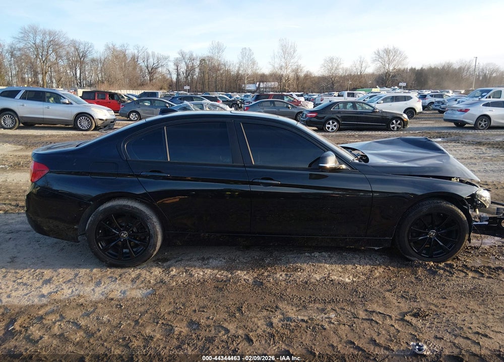 2018 BMW 320 XI VIN: WBA8E5G51JNU45660