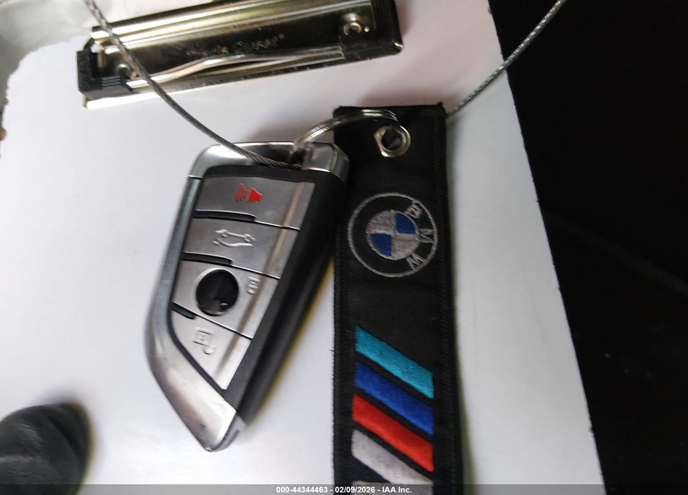 2018 BMW 320 XI VIN: WBA8E5G51JNU45660