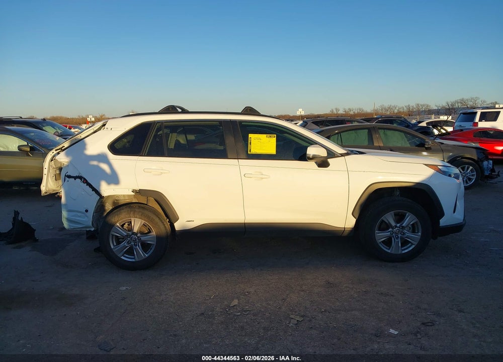 2022 TOYOTA RAV4 HYBRID XLE VIN: 2T3RWRFV2NW133052