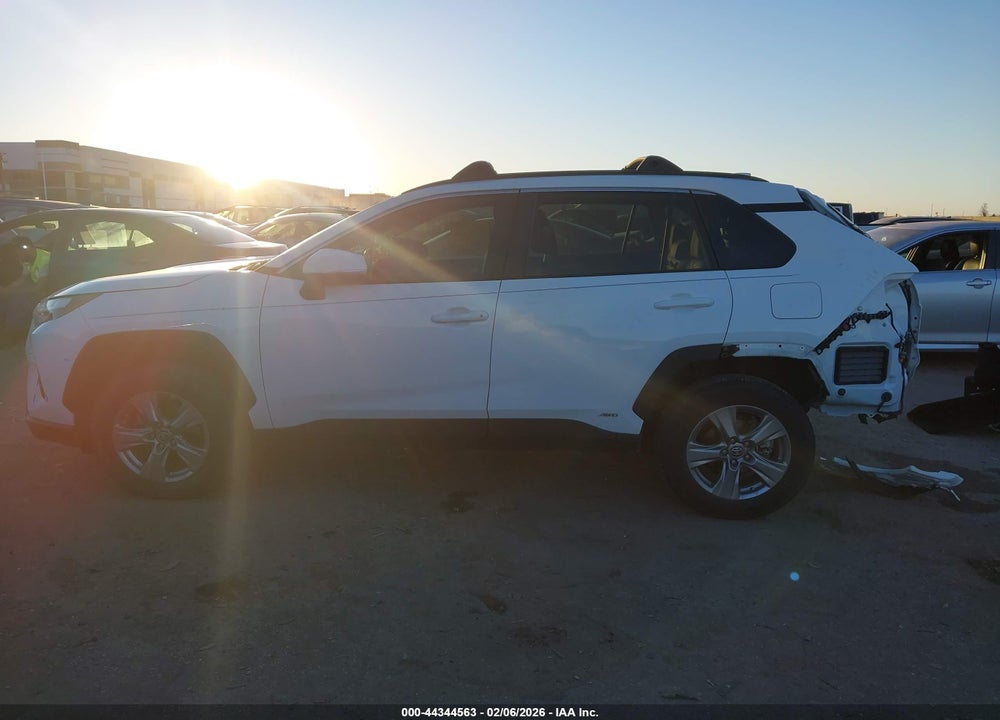 2022 TOYOTA RAV4 HYBRID XLE VIN: 2T3RWRFV2NW133052
