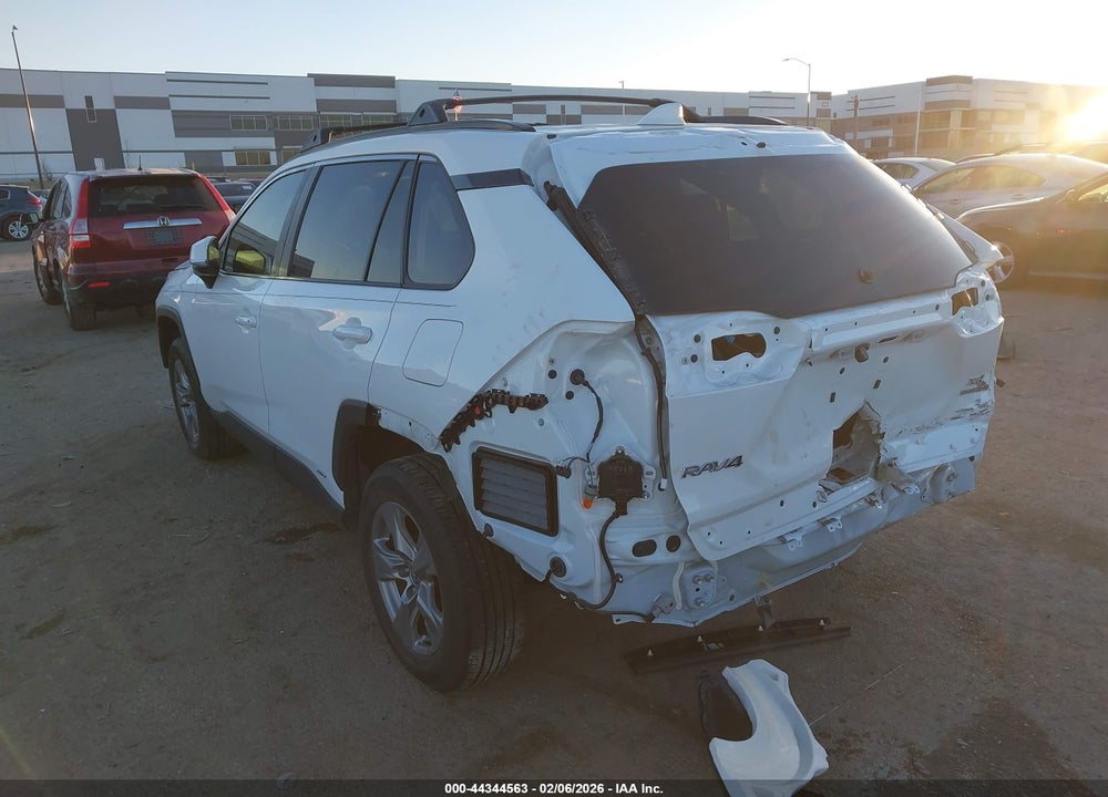 2022 TOYOTA RAV4 HYBRID XLE VIN: 2T3RWRFV2NW133052