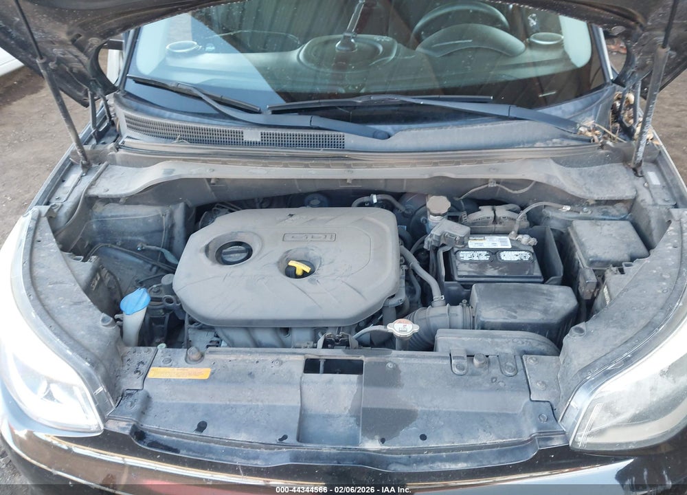 2015 KIA SOUL + VIN: KNDJP3A55F7204207