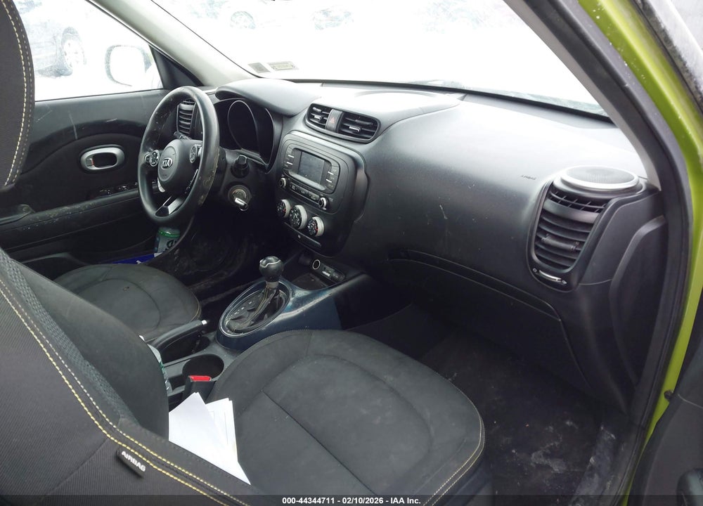 2016 KIA SOUL + VIN: KNDJP3A58G7821277