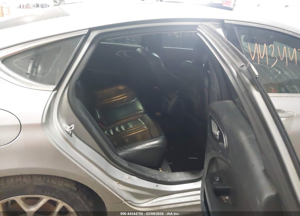 2015 CHRYSLER 200 C VIN: 1C3CCCEG9FN610720