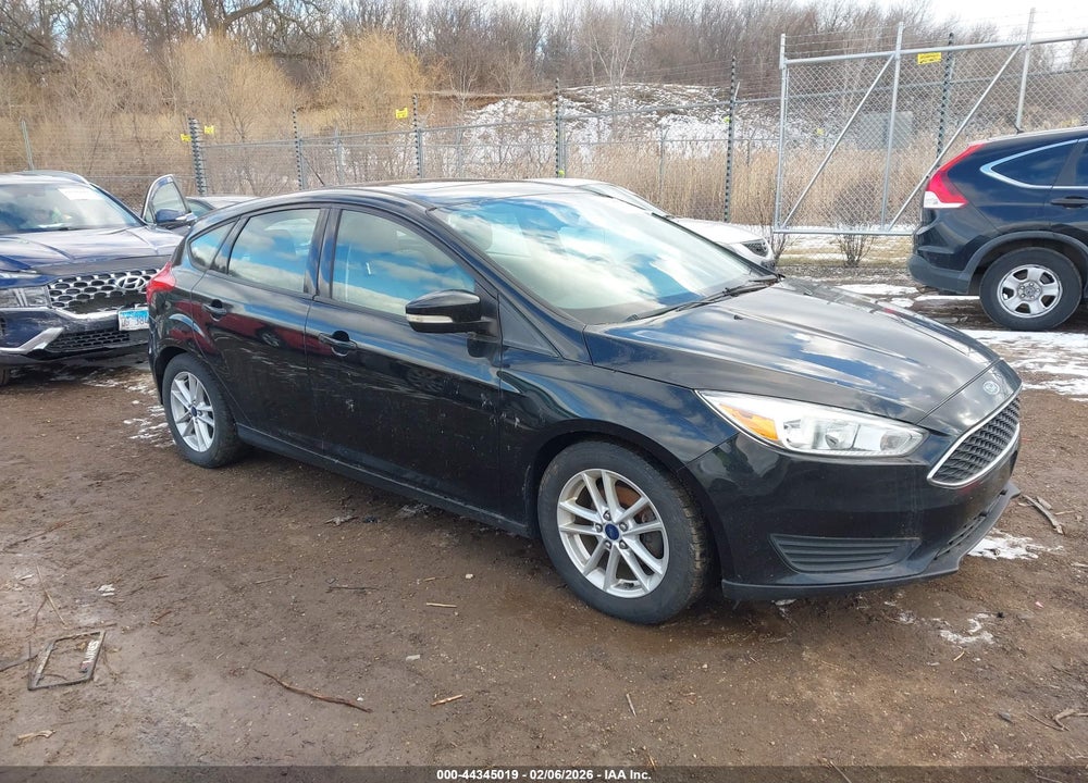 2015 FORD FOCUS SE VIN: 1FADP3KE9FL280635