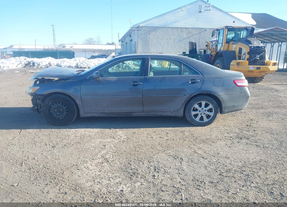 2011 TOYOTA CAMRY VIN: 4T1BF3EKXBU704264