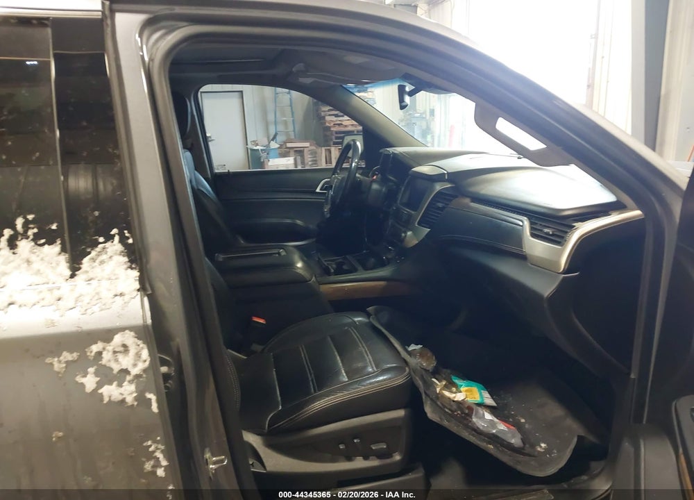 2020 GMC YUKON XL 4WD DENALI VIN: 1GKS2HKJ5LR103474