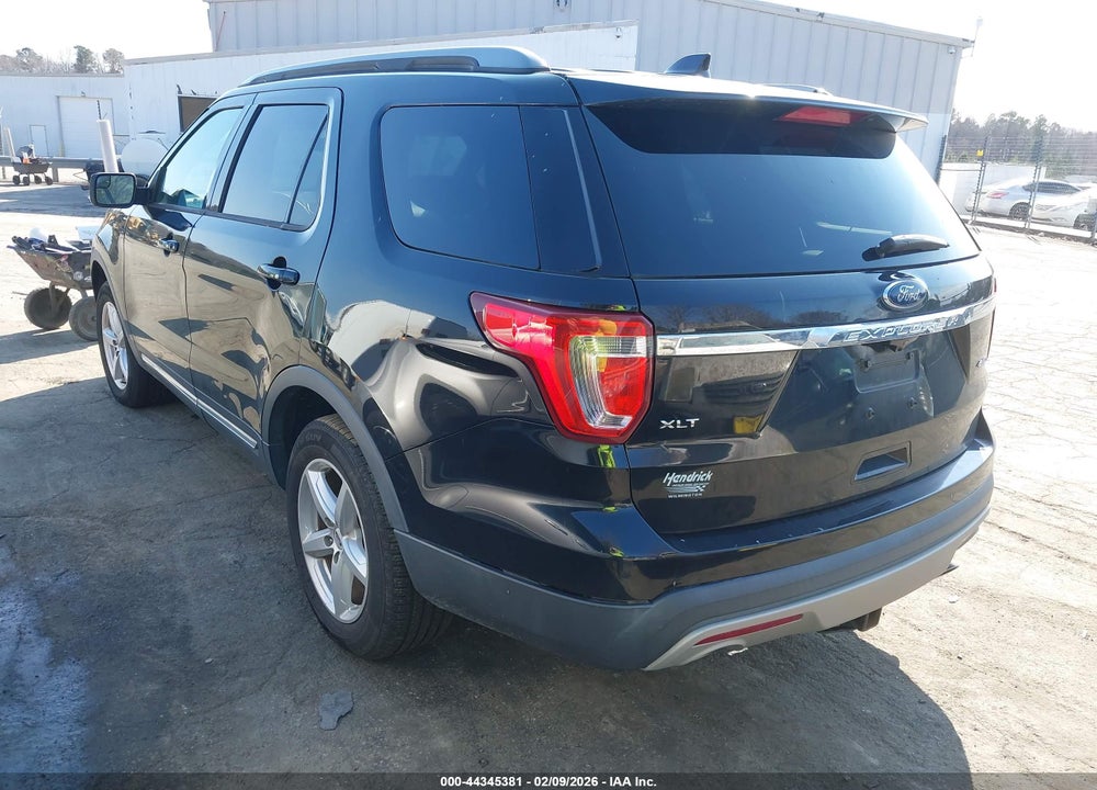 2017 FORD EXPLORER XLT VIN: 1FM5K8D85HGE02285