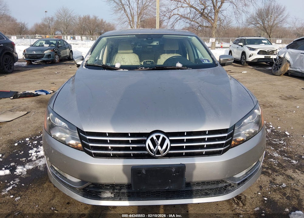 2014 VOLKSWAGEN PASSAT 2.0L TDI SEL PREMIUM VIN: 1VWCN7A33EC051592