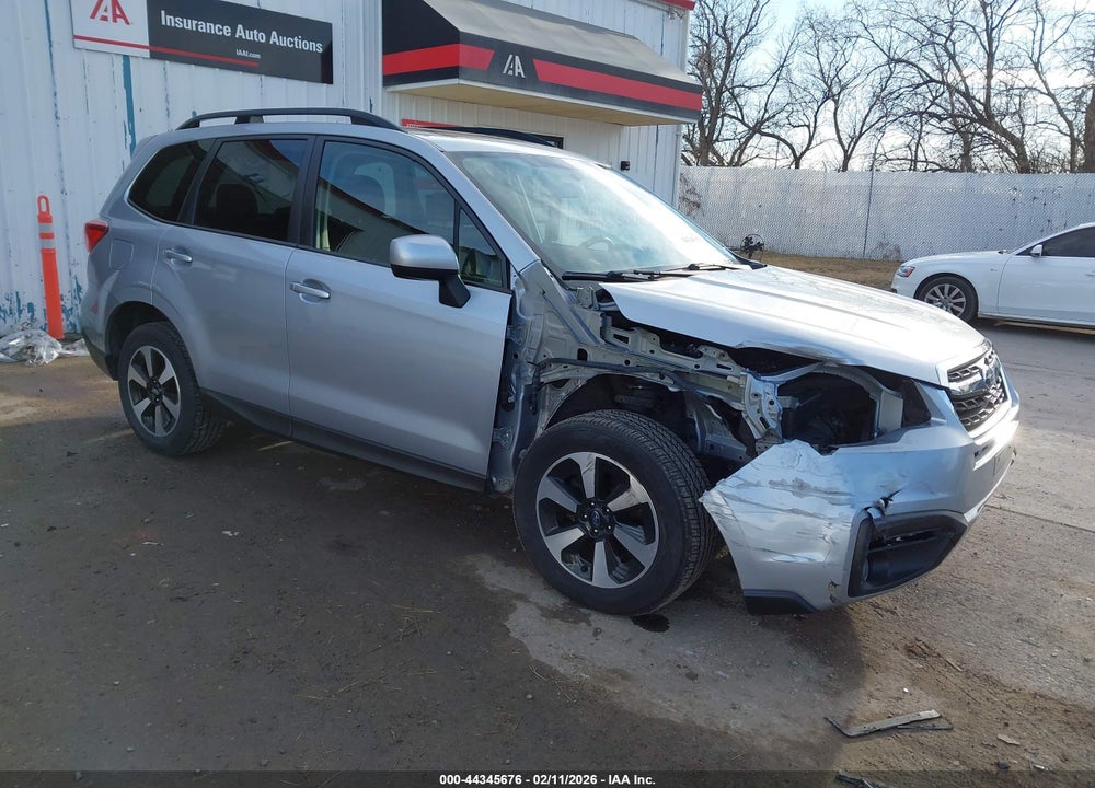 2018 SUBARU FORESTER 2.5I PREMIUM VIN: JF2SJAGC4JH476896