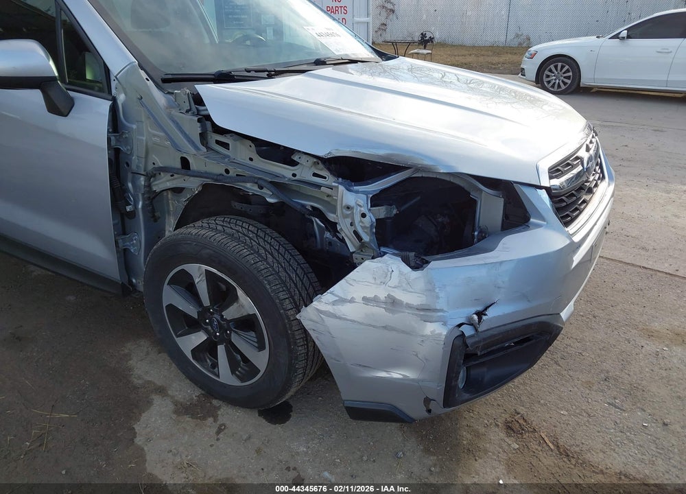 2018 SUBARU FORESTER 2.5I PREMIUM VIN: JF2SJAGC4JH476896