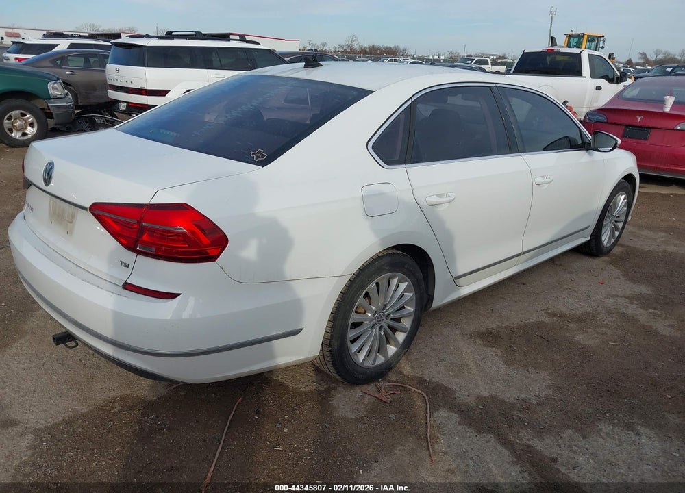 2016 VOLKSWAGEN PASSAT 1.8T SE VIN: 1VWBS7A35GC035840