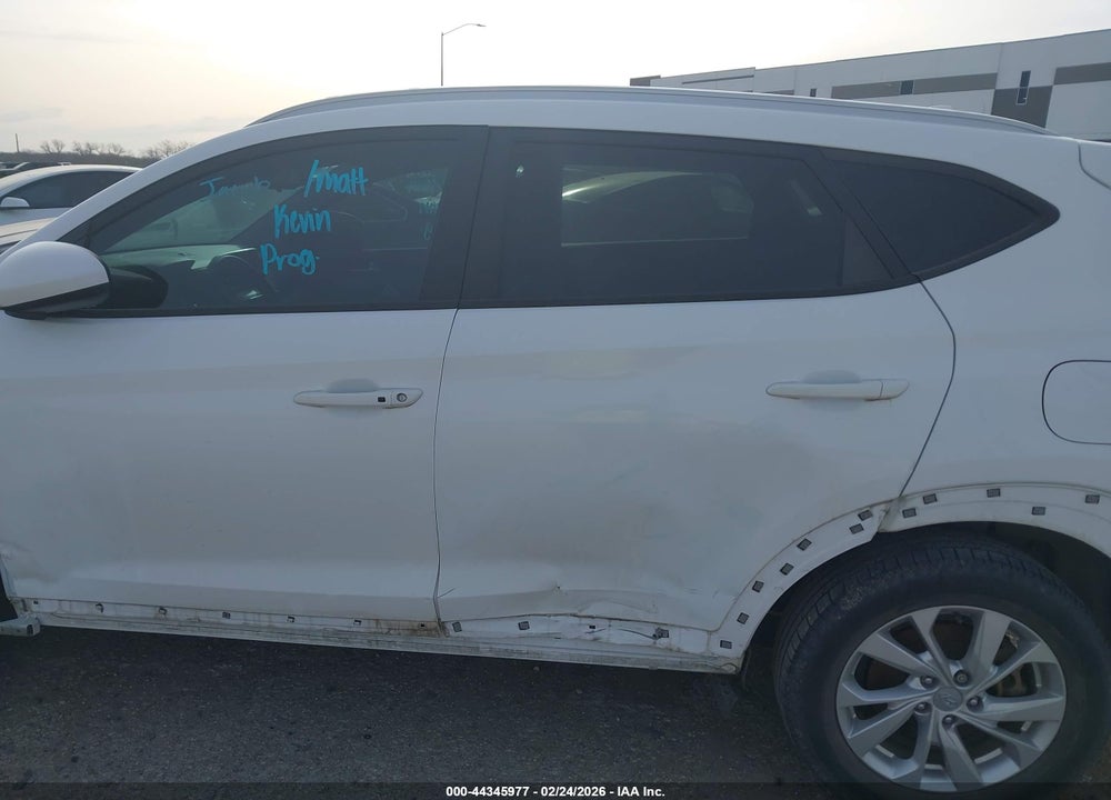 2021 HYUNDAI TUCSON VALUE VIN: KM8J33A48MU322118