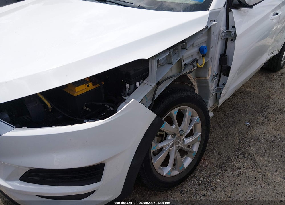 2021 HYUNDAI TUCSON VALUE VIN: KM8J33A48MU322118