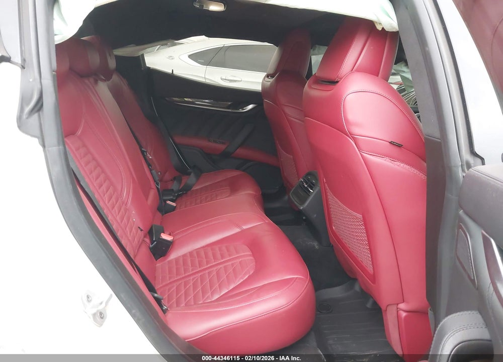2020 MASERATI GHIBLI S GRANSPORT VIN: ZAM57YSS3L1349761