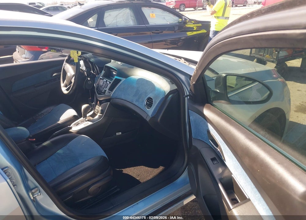 2011 CHEVROLET CRUZE LS VIN: 1G1PC5SH6B7262596