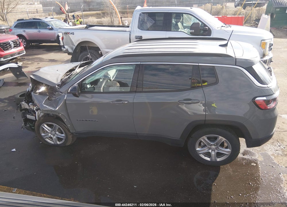 2024 JEEP COMPASS LATITUDE 4X4 VIN: 3C4NJDBN0RT607583
