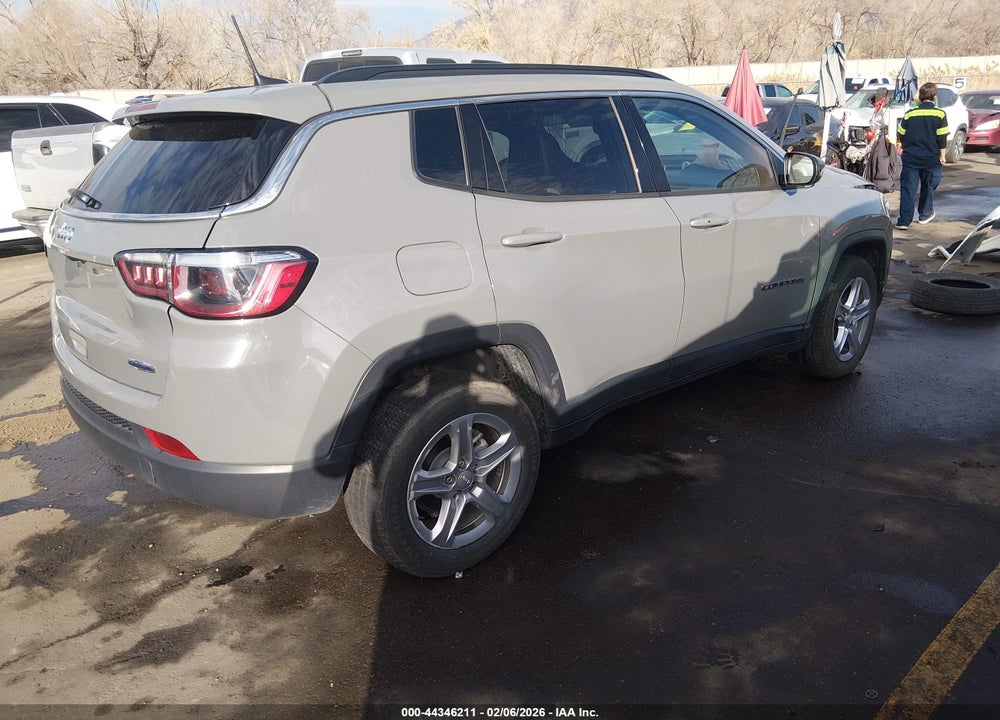 2024 JEEP COMPASS LATITUDE 4X4 VIN: 3C4NJDBN0RT607583