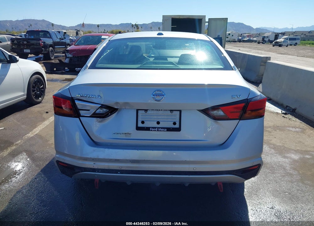 2022 NISSAN ALTIMA SV FWD VIN: 1N4BL4DV8NN304867