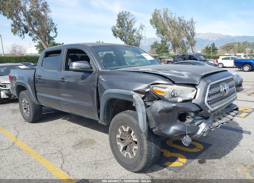 2017 TOYOTA TACOMA TRD OFF ROAD VIN: 3TMAZ5CN4HM038824