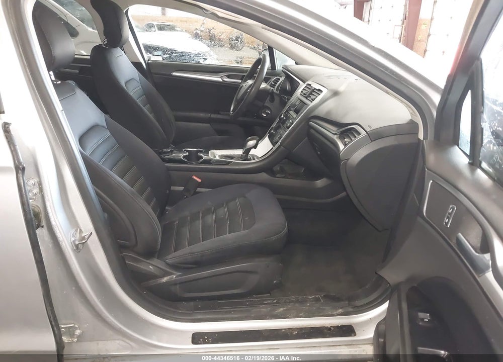 2014 FORD FUSION SE VIN: 3FA6P0H7XER358095