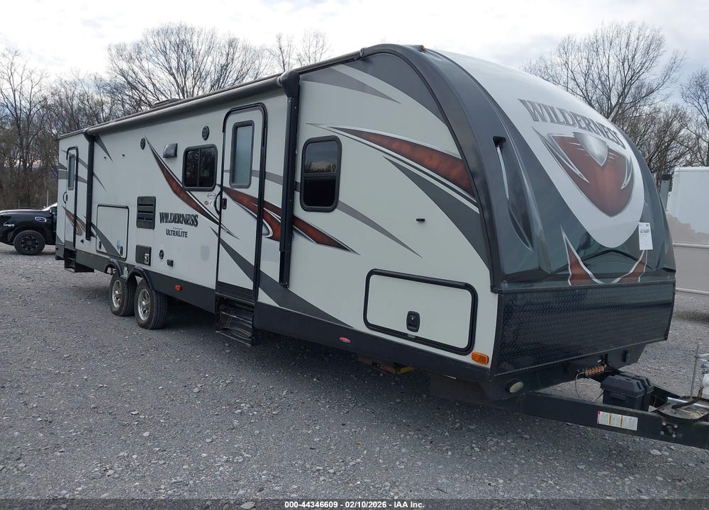 2018 HEARTLAND. TRAVEL TRLR VIN: 5SFNB3525JE351855