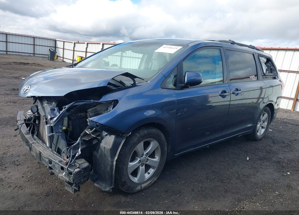 2015 TOYOTA SIENNA LE 8 PASSENGER VIN: 5TDKK3DCXFS619526