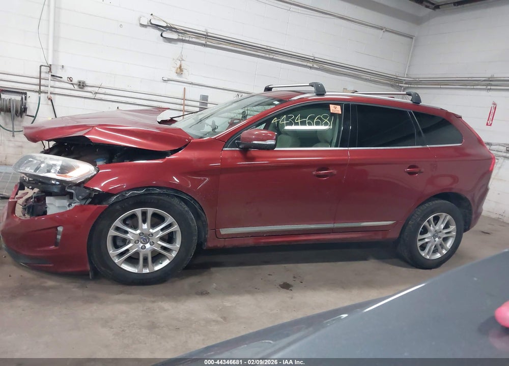 2014 VOLVO XC60 3.2 PREMIER PLUS VIN: YV4952DZ7E2523912