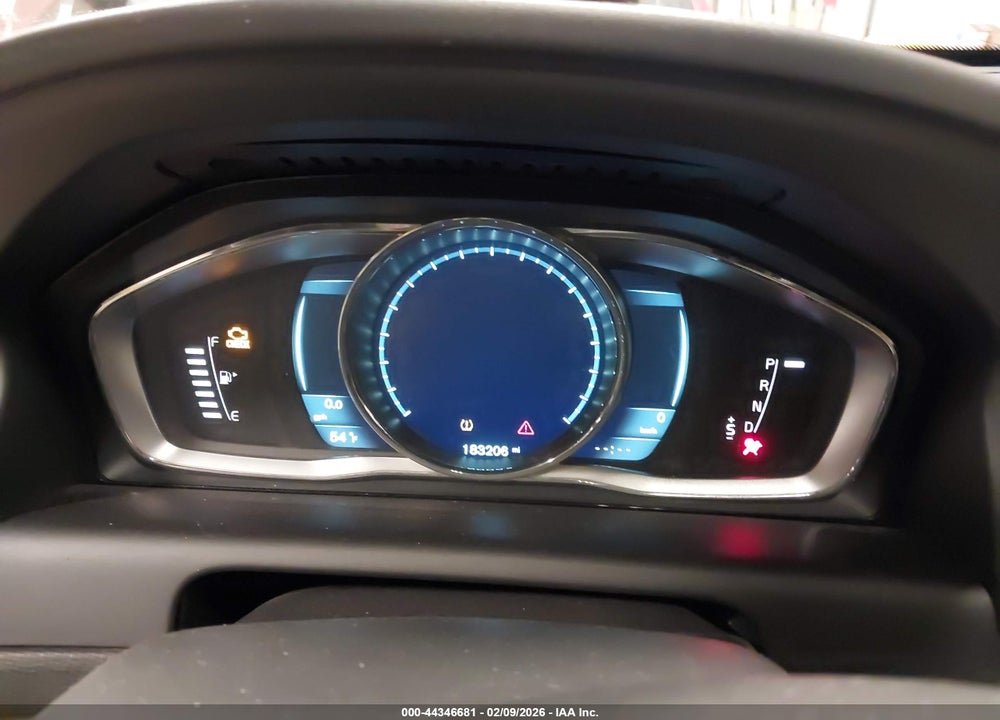 2014 VOLVO XC60 3.2 PREMIER PLUS VIN: YV4952DZ7E2523912