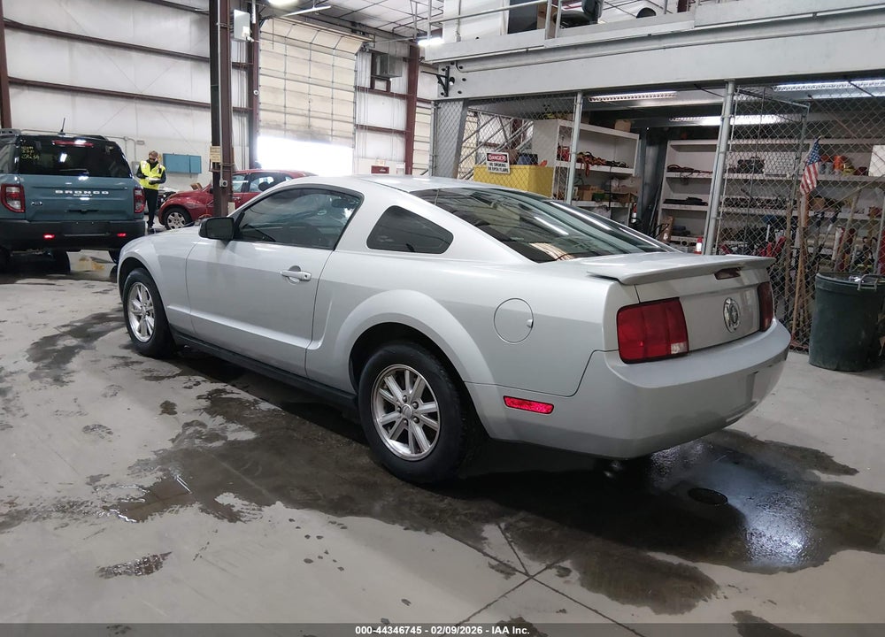 2008 FORD MUSTANG V6 DELUXE/V6 PREMIUM VIN: 1ZVHT80N085129999