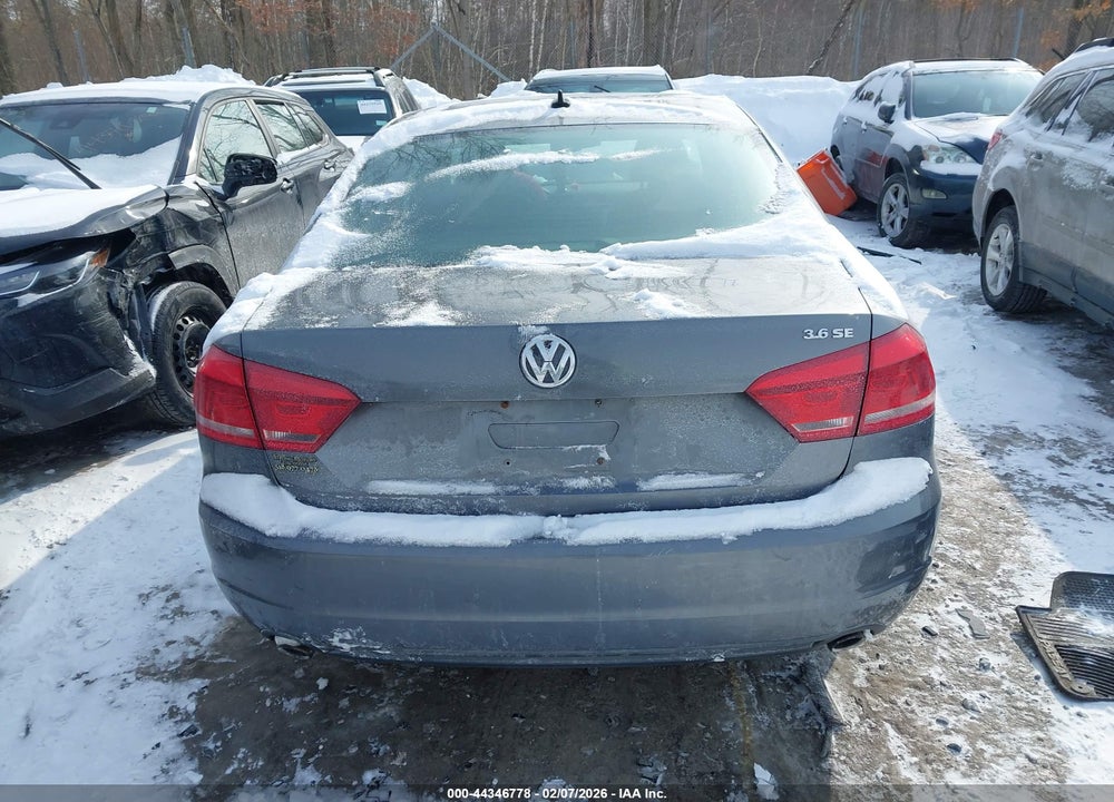 2012 VOLKSWAGEN PASSAT 3.6L V6 SE VIN: 1VWBM7A37CC095879