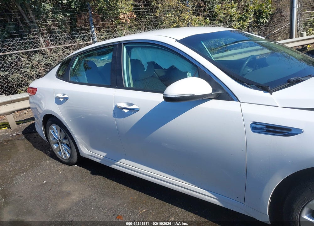2016 KIA OPTIMA LX VIN: 5XXGT4L30GG083313
