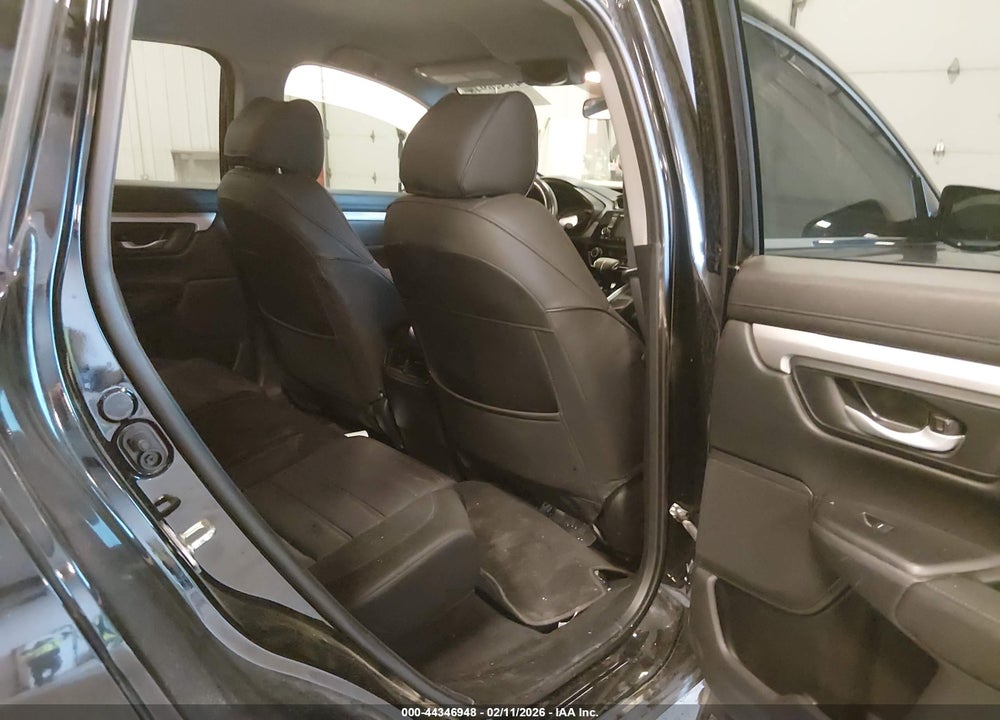 2018 HONDA CR-V LX VIN: 2HKRW6H35JH218348