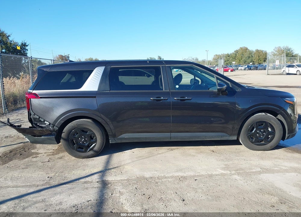 2025 KIA CARNIVAL MPV LXS VIN: KNDNB5K36S6533779