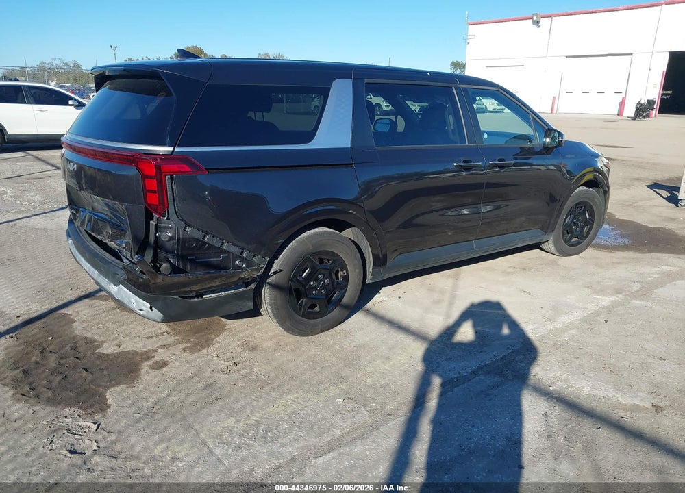 2025 KIA CARNIVAL MPV LXS VIN: KNDNB5K36S6533779
