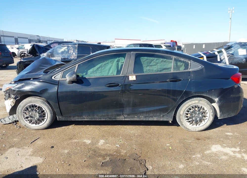 2018 CHEVROLET CRUZE LS AUTO VIN: 1G1BC5SM1J7183083