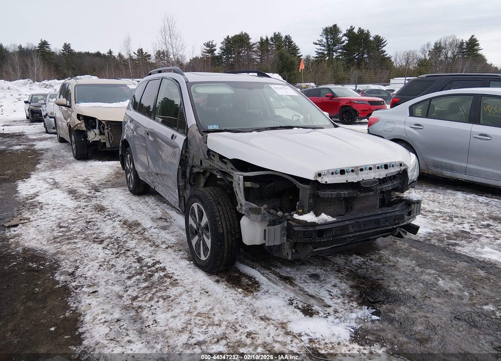 2017 SUBARU FORESTER 2.5I PREMIUM VIN: JF2SJAEC2HH528233
