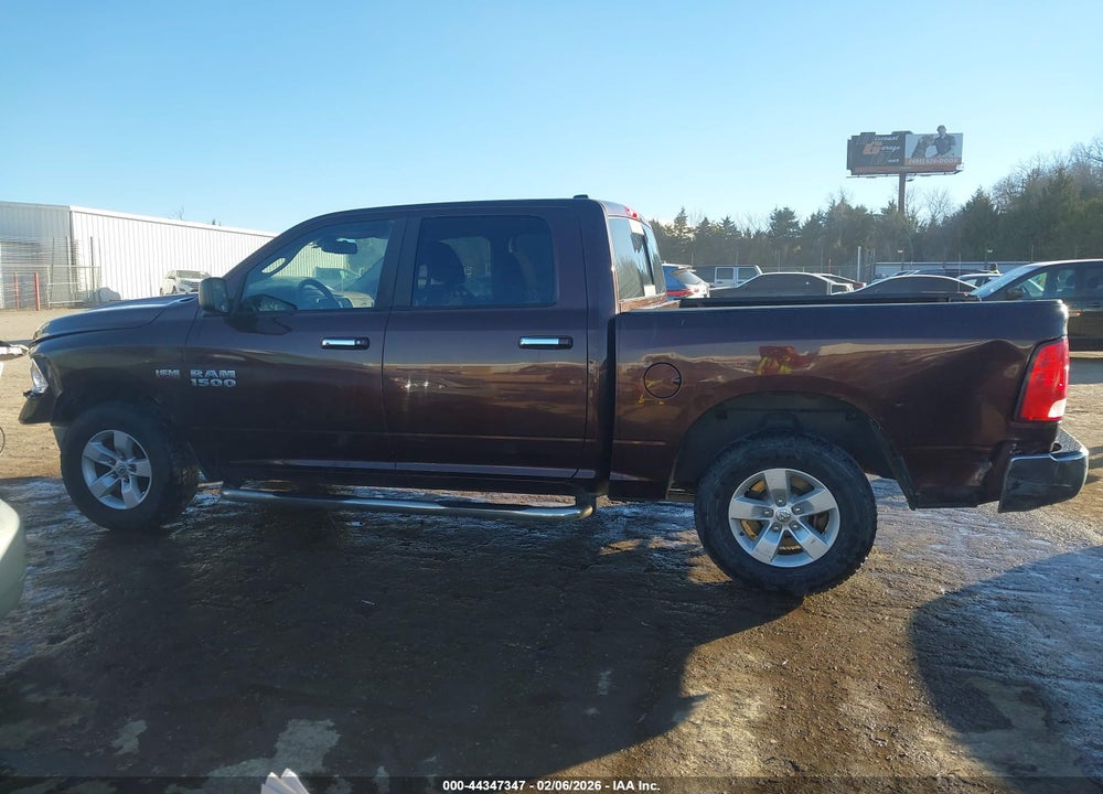 2013 RAM 1500 SLT VIN: 1C6RR7LT5DS666459