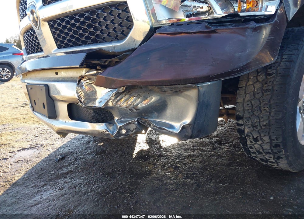 2013 RAM 1500 SLT VIN: 1C6RR7LT5DS666459