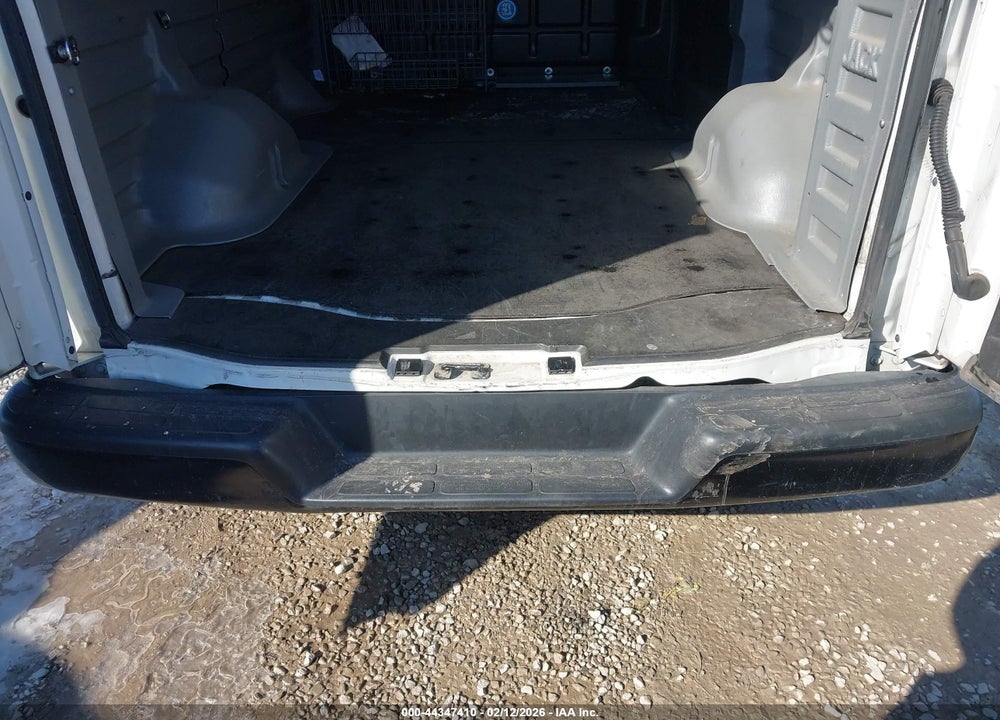 2020 CHEVROLET EXPRESS CARGO RWD 2500 REGULAR WHEELBASE WT VIN: 1GCWGAF18L1271804