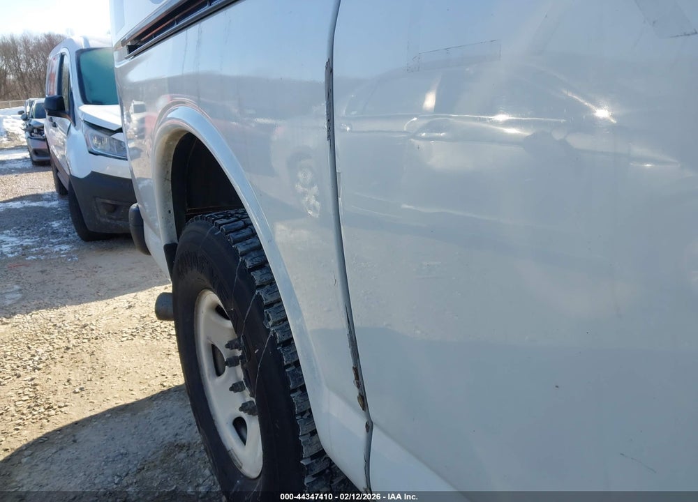 2020 CHEVROLET EXPRESS CARGO RWD 2500 REGULAR WHEELBASE WT VIN: 1GCWGAF18L1271804