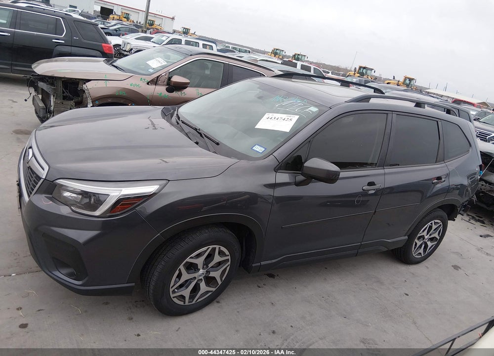 2021 SUBARU FORESTER PREMIUM VIN: JF2SKAFC2MH465950