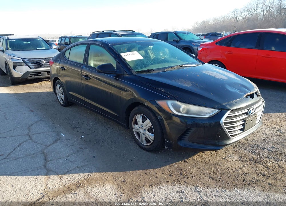 2018 HYUNDAI ELANTRA SE VIN: KMHD74LF5JU455579
