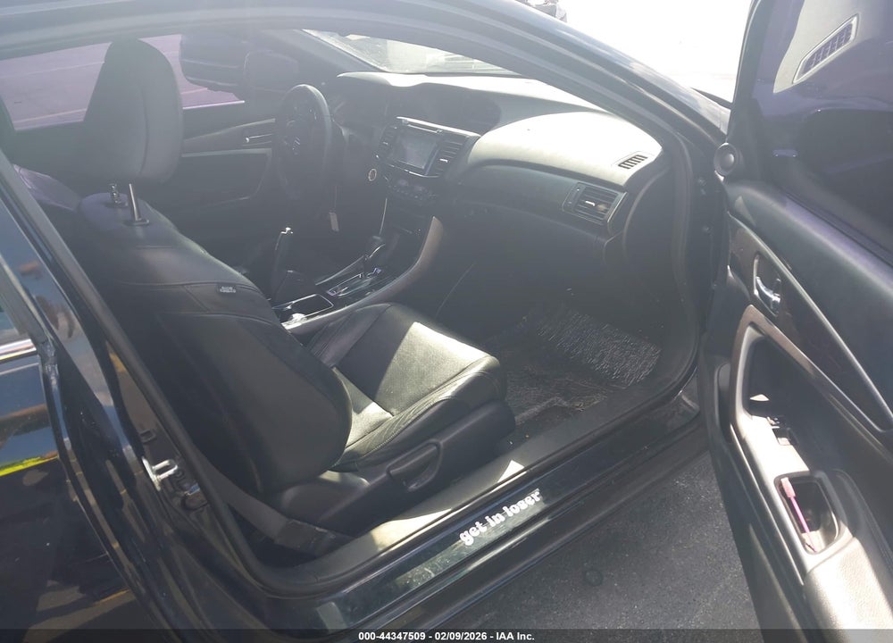 2017 HONDA ACCORD EX-L VIN: 1HGCT1B80HA005025