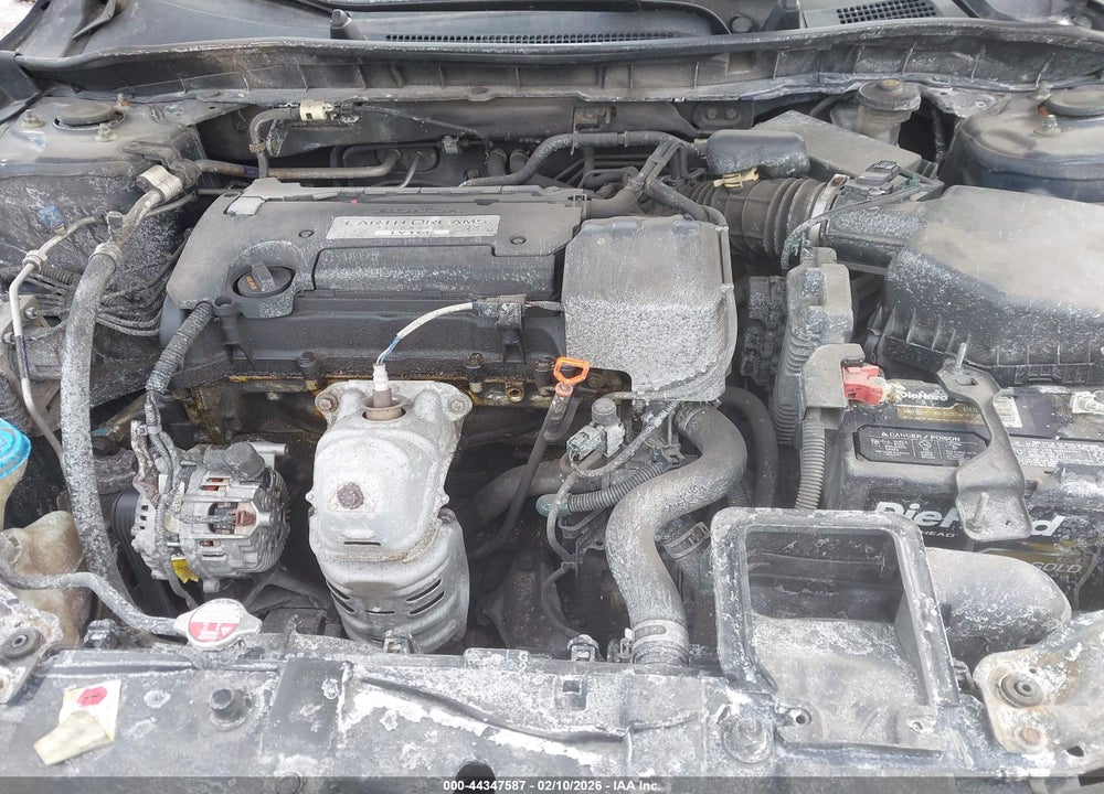 2015 HONDA ACCORD LX VIN: 1HGCR2F33FA210340